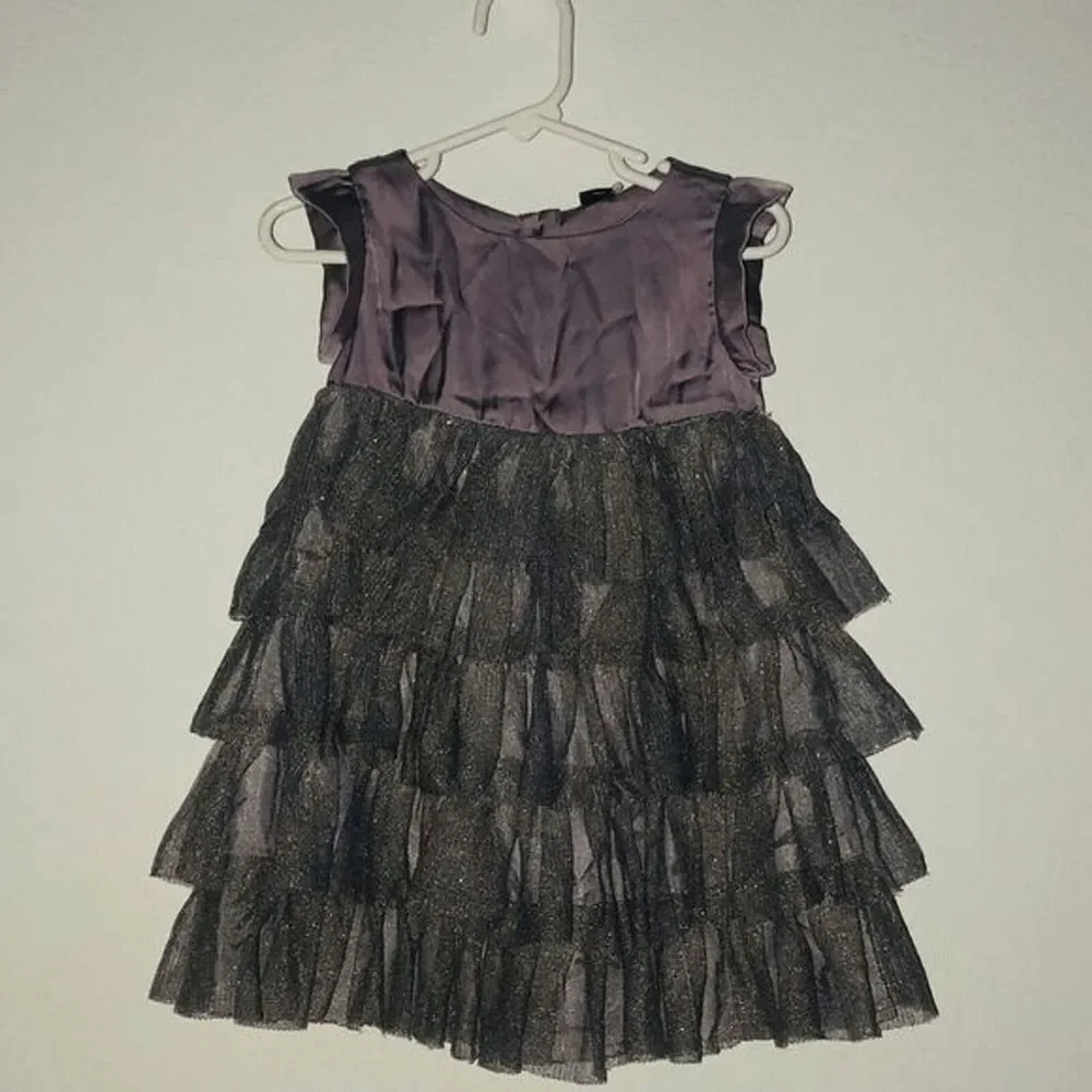 Baby gap 2T grey dress, with glittery tulle ruffles